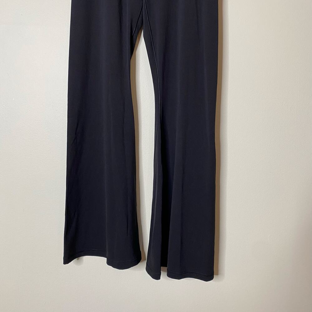 AERIE OFFLINE Real Me Flare Hi-Rise Crossover Legging Black Size XL - Picture 4 of 9
